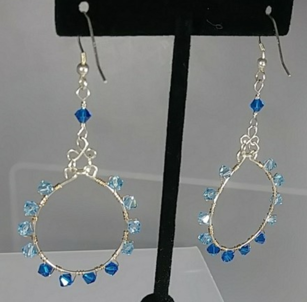 (611 - EAR) - Description: Earrings: Sterling Silver Wire - Swarovski Crystal Beads (Sterling Silver Earwire- Dimension: 2 1/2 ' L (Inches)