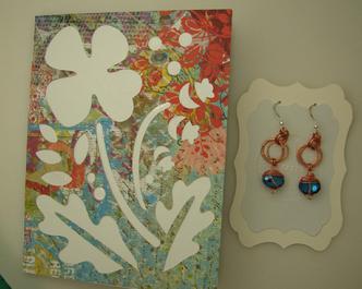 (3009-JGCD) - Description: Handcrafted Earrings: Copper Wire/Faceted Glass Beads/Sterling Silver Earwire - Hand Assembled Gift Card and Envelope - Dimensions: (Card: L x W - Earrings: L - In Inches)